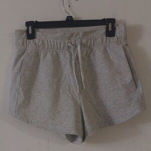 LULULEMON INNER GLOW SHORTS HEATHERED CORE ULTRA LIGHT GREY SIZE 6